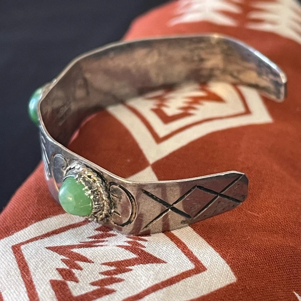 Vintage 1930s - 1940s sterling Mexico silver cuff bracelet! - Picture 9 of 9